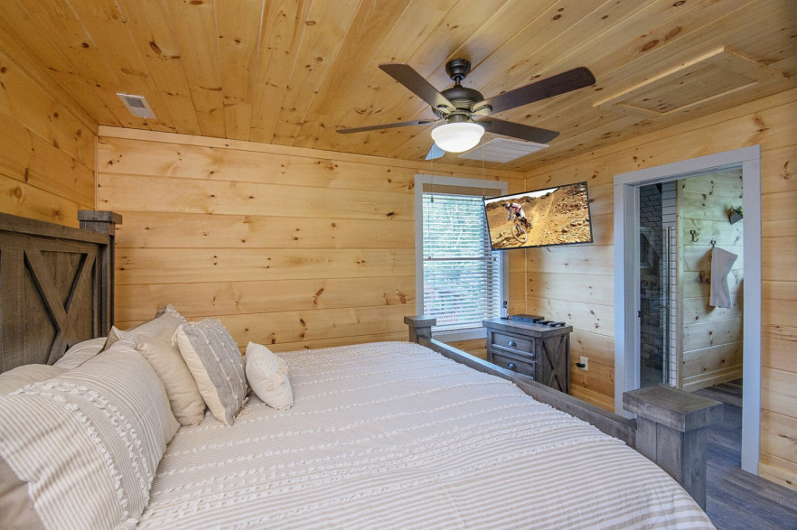 En-suite bathroom detail
