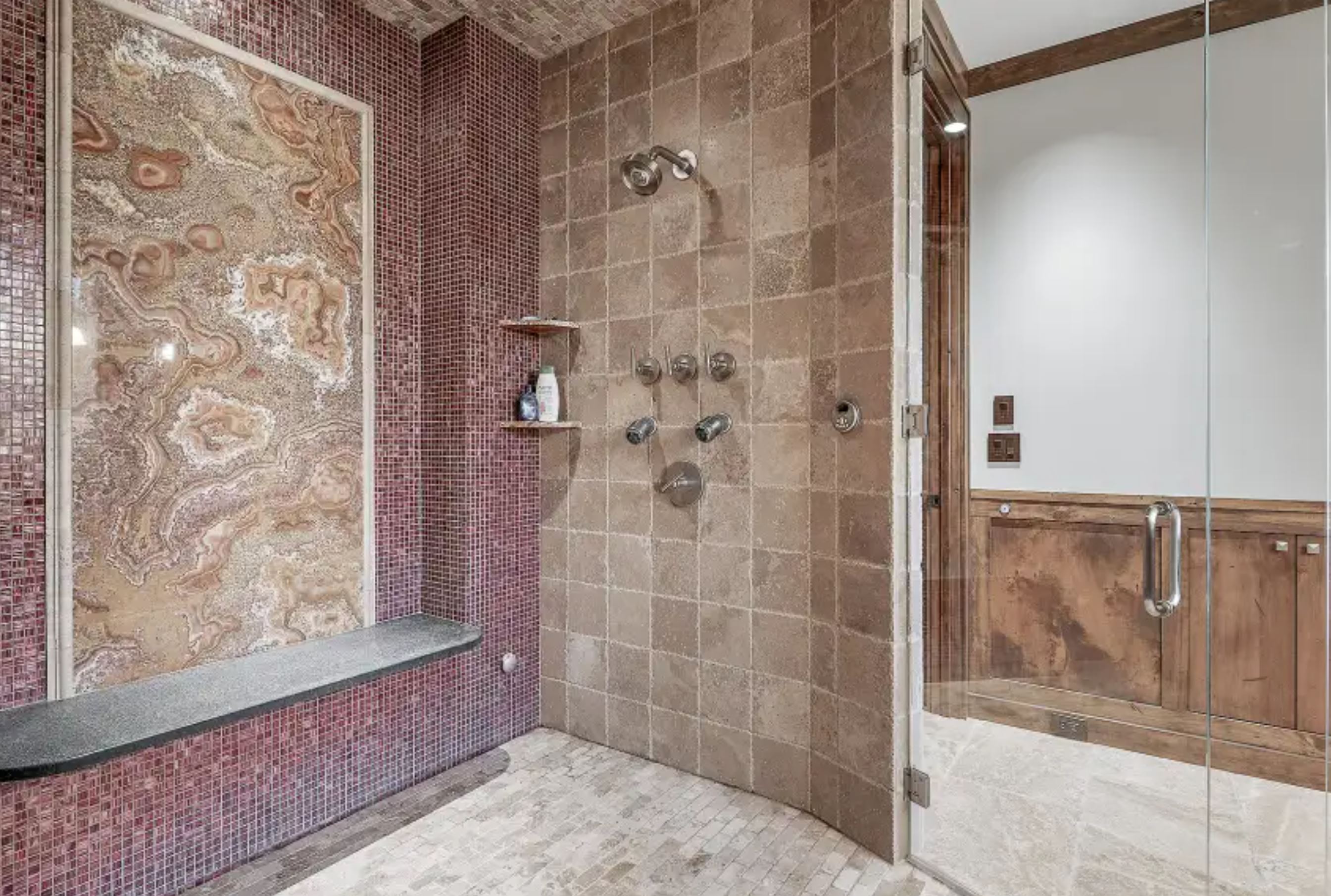 Peninsula Manor Photo 30