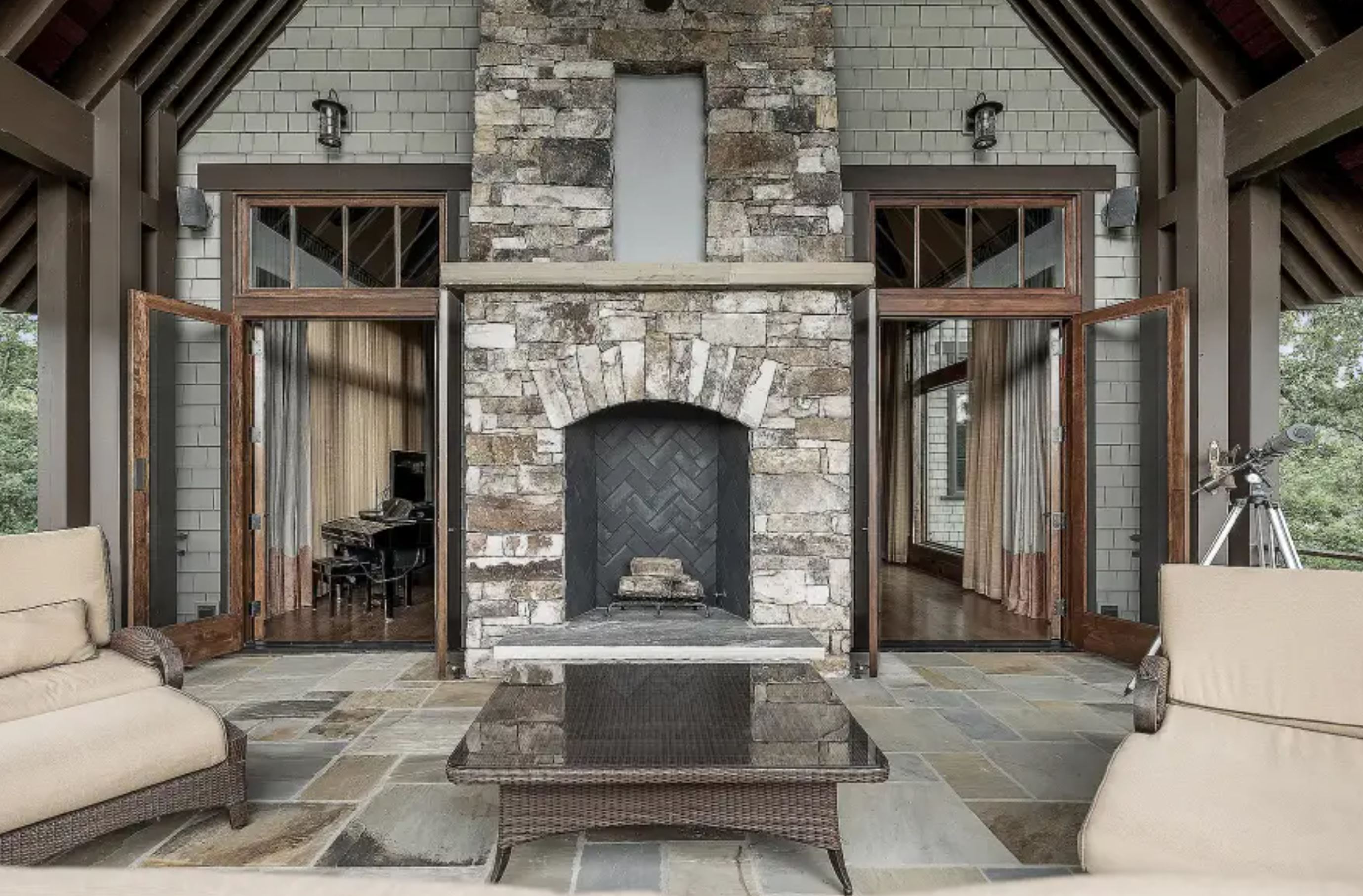 Peninsula Manor Photo 4